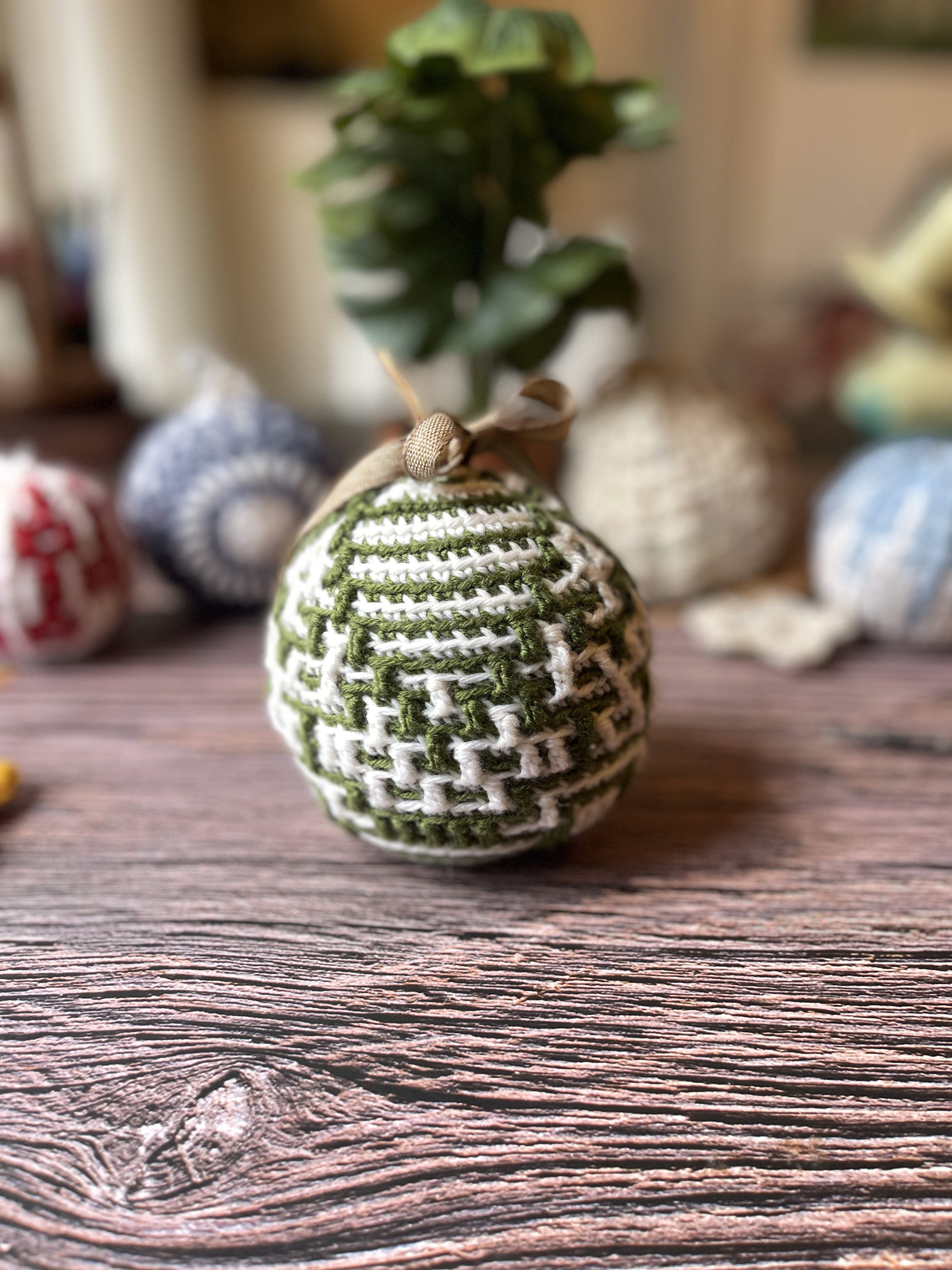 nordic pines mosaic crochet christmas ornament